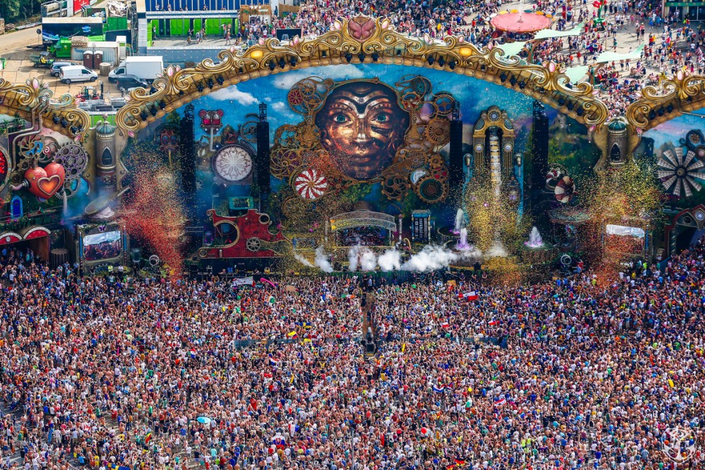 tomorrowland2014