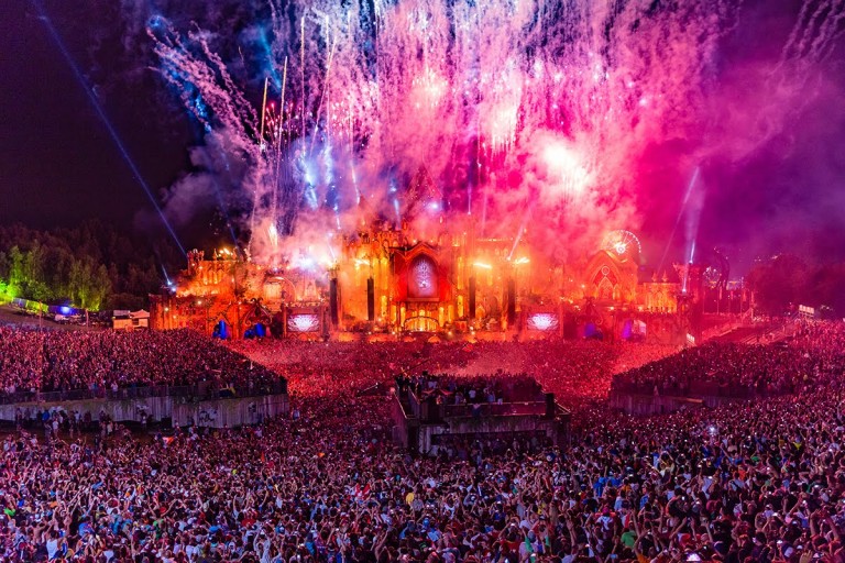 TomorrowWorld lança seu aftermovie de 2015