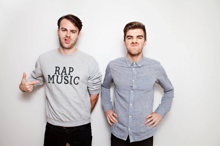 The Chainsmokers liberam seis novos remixes da música “Somebody”