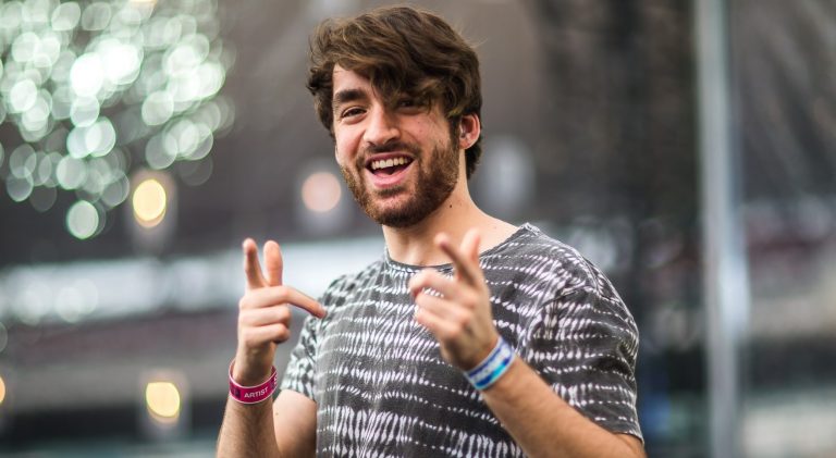 Quer participar de um vídeo oficial do Oliver Heldens?