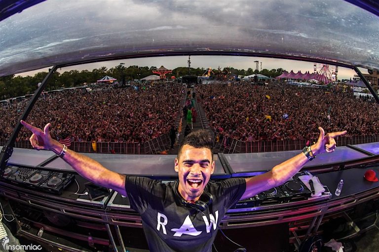 Afrojack recebe processo no valor de 25 milhões de dólares