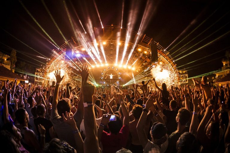 Ushuaïa Ibiza anuncia residência de Calvin Harris