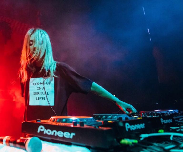 Conheça ”Happy Place” primeira música do novo disco de Alison Wonderland