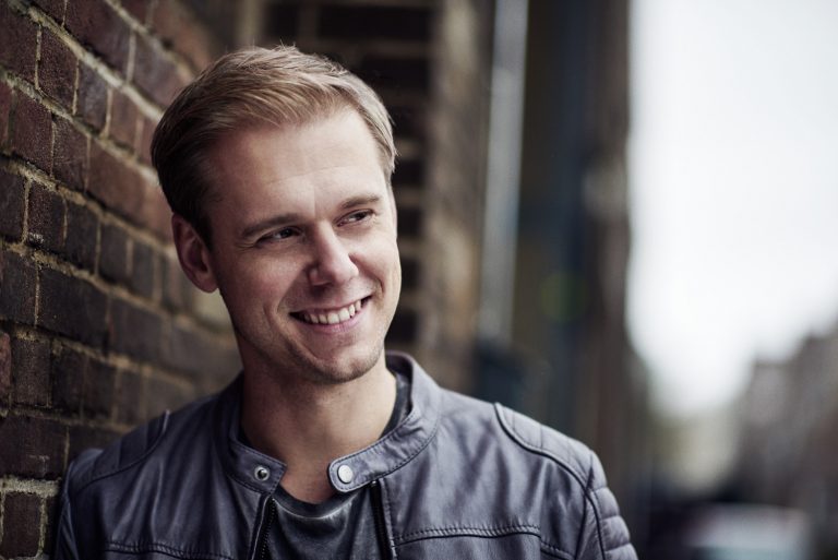 Armin Van Buuren libera o seu set do EDC Las Vegas no Spotify