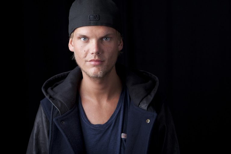 [URGENTE]: Tim Bergling, mais conhecido como Avicii, morre aos 28 anos