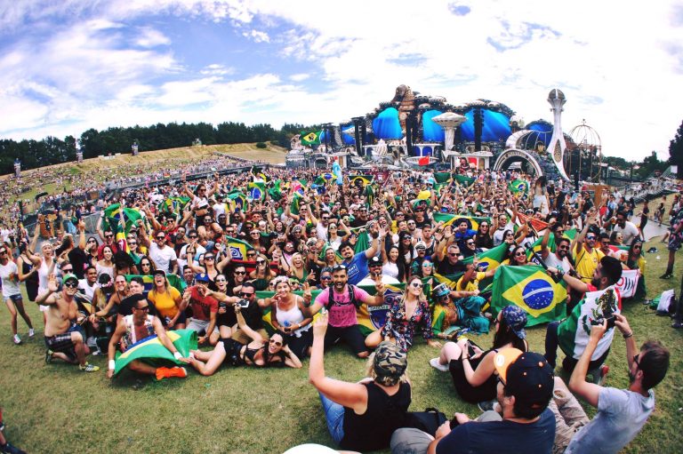 Invasão Brasileira no Tomorrowland: Fizemos História