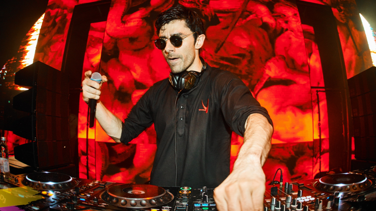 Laroc recebe KSHMR neste sábado