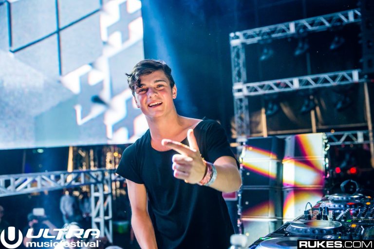 Martin Garrix anuncia o programa de rádio da gravadora STMPD RCRDS