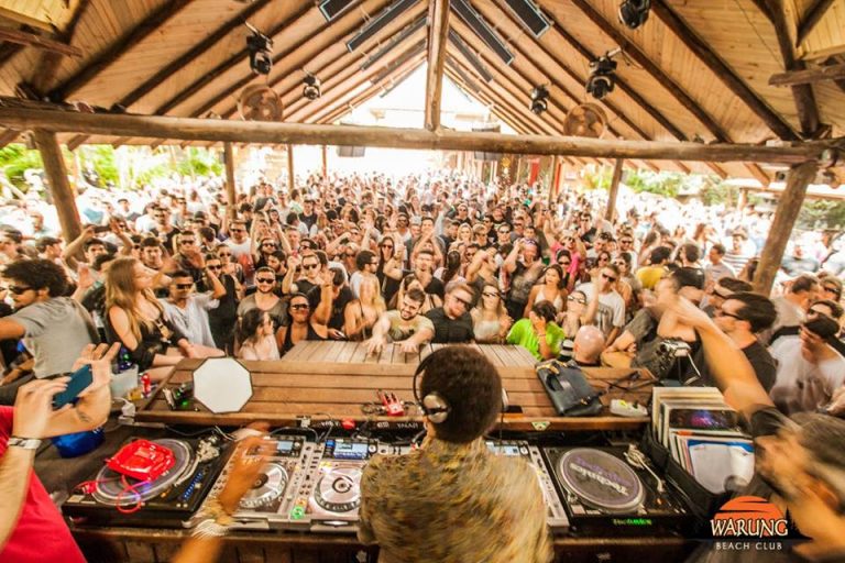 Warung Beach Club traz DJs americanos e ingleses para festa do próximo sábado (28)