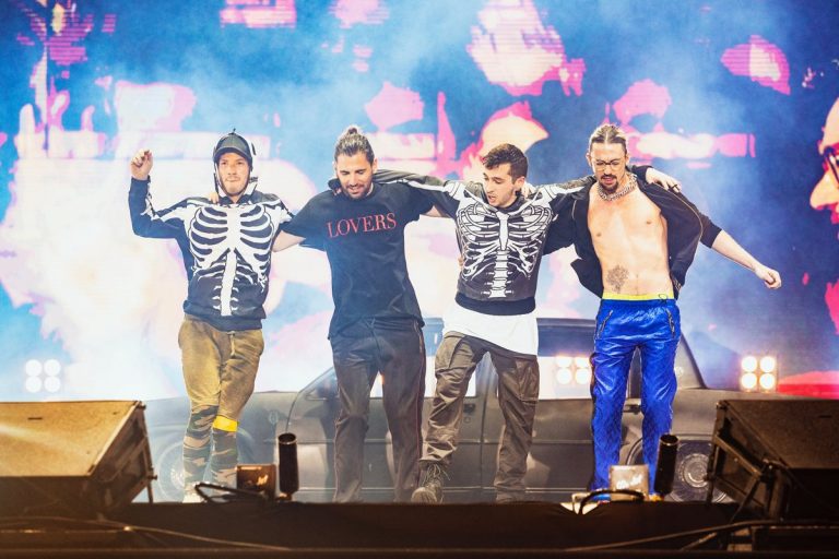 Twenty One Pilots convidou Dimitri Vegas & Like Mike para performance de “Crowd Control” no palco do Lollapalooza Brasil