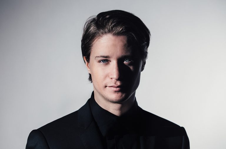 Kygo & Whitney Houston lançam “Higher Love”