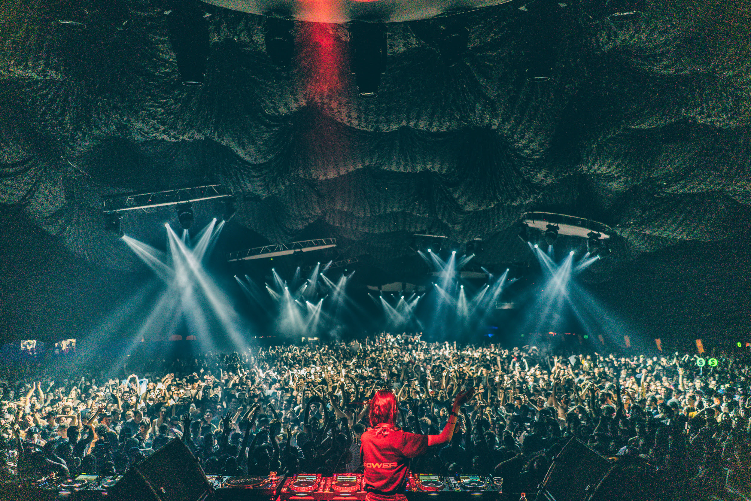 Entenda mais sobre Techno e House Music, gêneros que embalam o Time