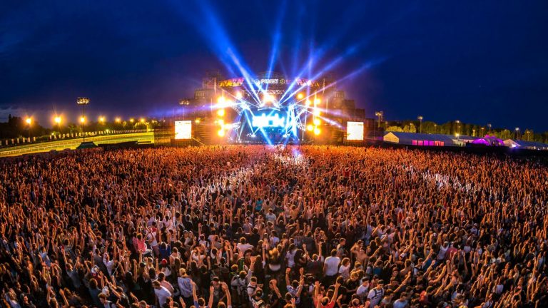 Lollapalooza Argentina e Chile é adiado em meio a casos do COVID-19