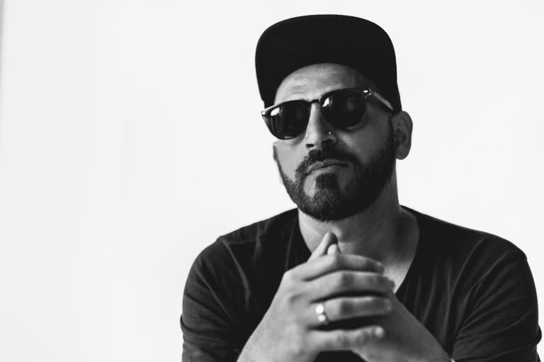 “Last Dance” de Sharam Jey é relançada com remixes incríveis