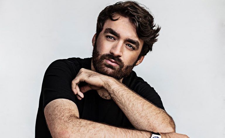 Oliver Heldens lança remix de ‘By Your Side’, faixa de Calvin Harris