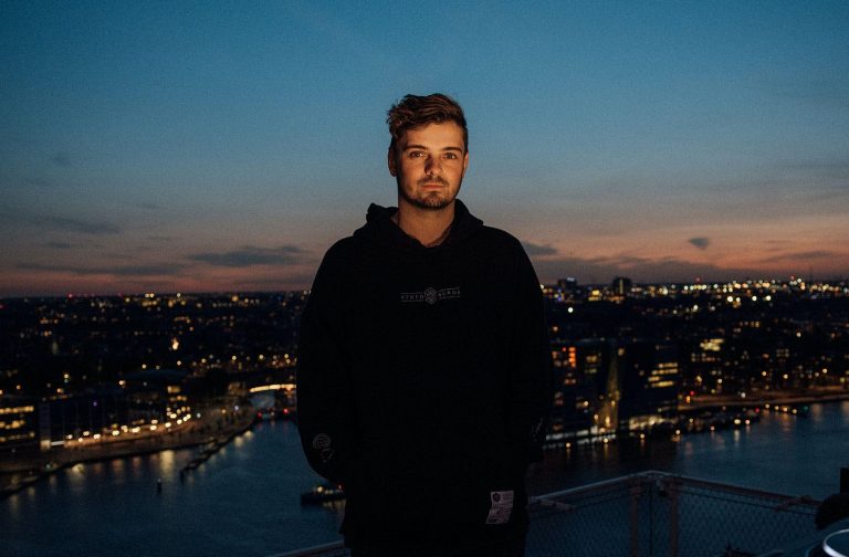 Martin Garrix volta ao palco com os dois primeiros shows desde a pandemia