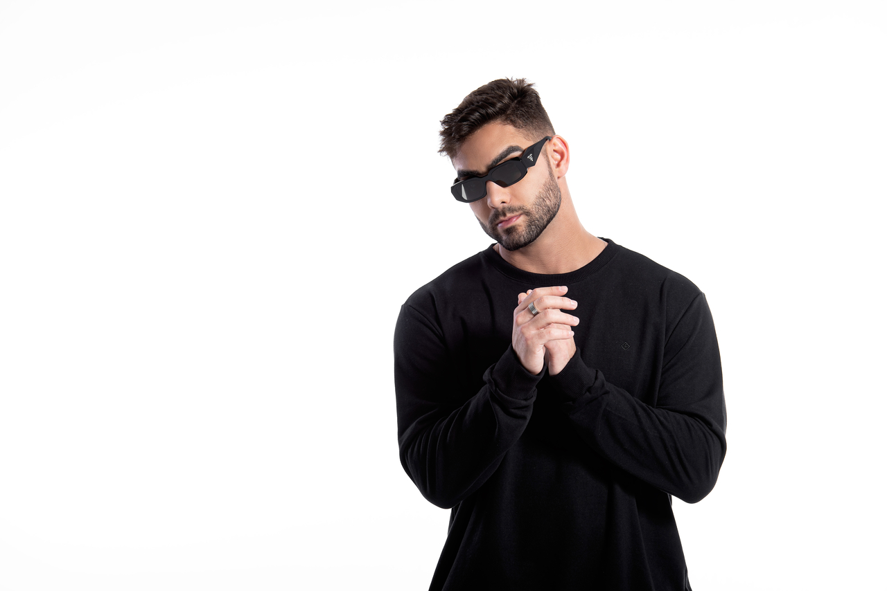 Eme Rapper Passando mensagem de salvação, EME lança “Save Us Now” | Wonderland in Rave