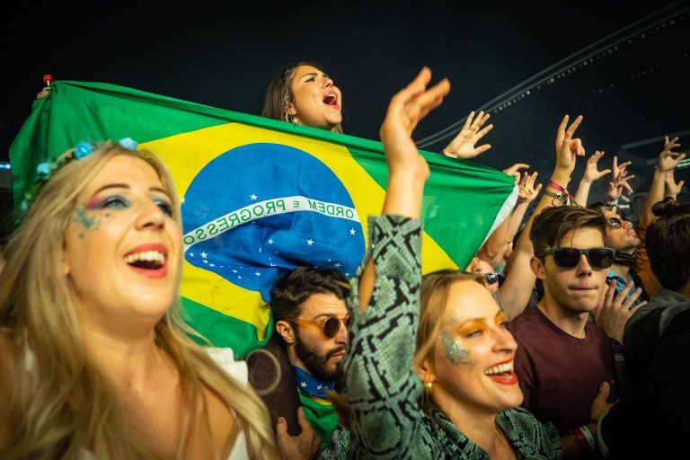 DJs brasileiros que merecem o seu voto para o Top 100 DJs da DJ Mag