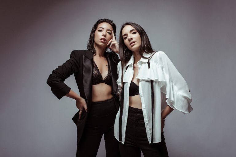 Giolì & Assia revelam seu primeiro single de 2022: ‘Fire, Hell & Holy Water’