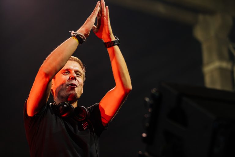 Retorno de Armin van Buuren a São Paulo compensa os 4 anos de espera