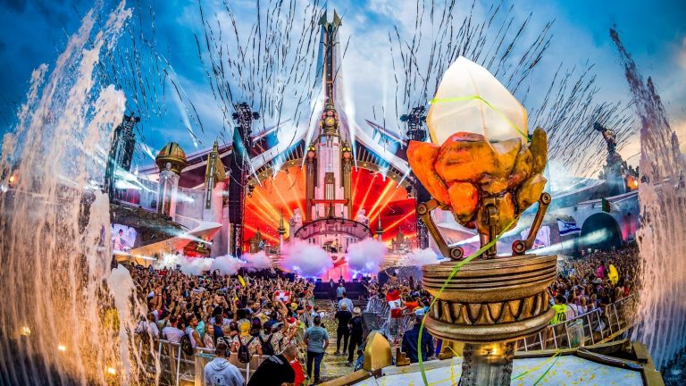 Tomorrowland Brasil anuncia os primeiros artistas