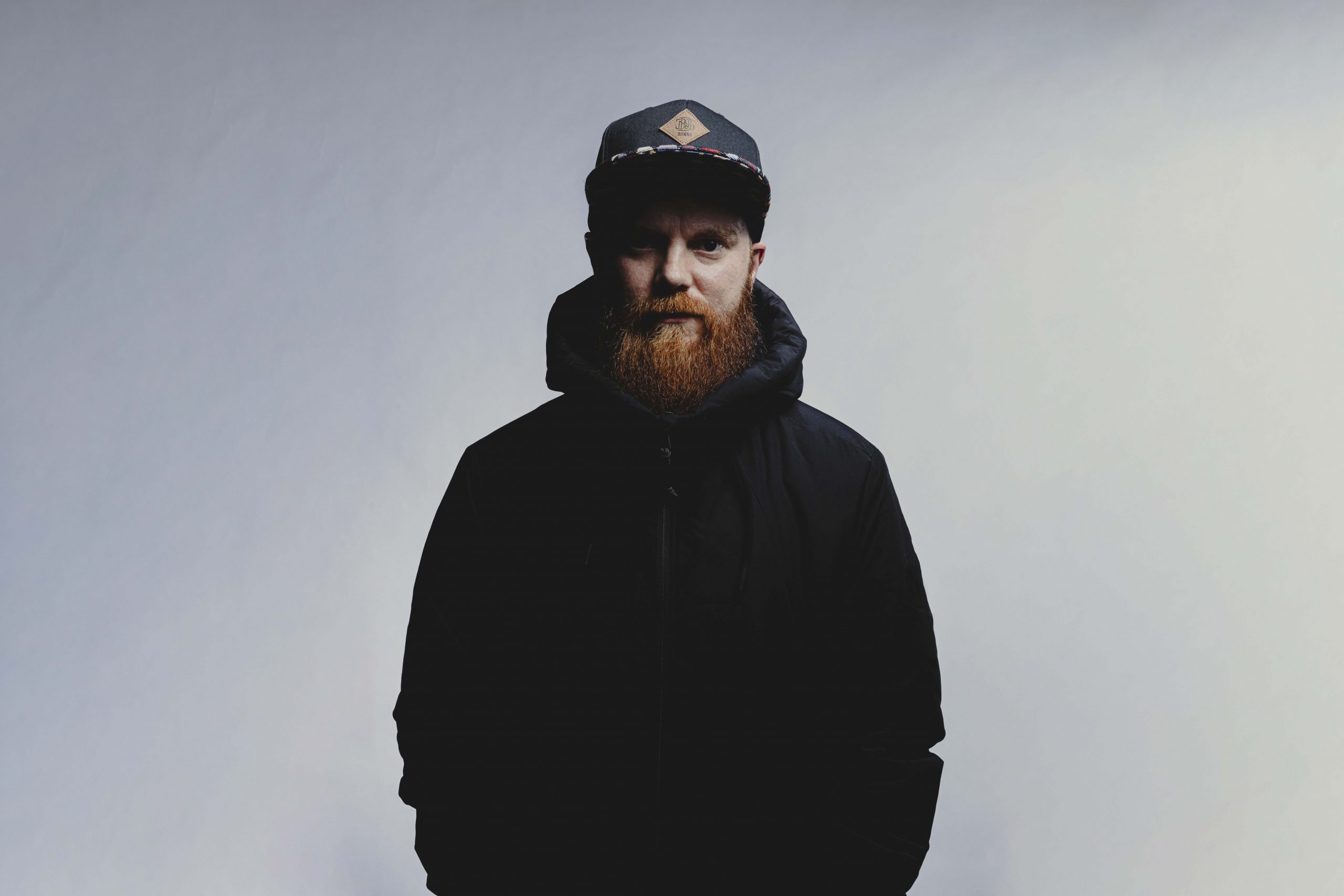 Teho lança single antecipando seu álbum para 2024; “Day Off”