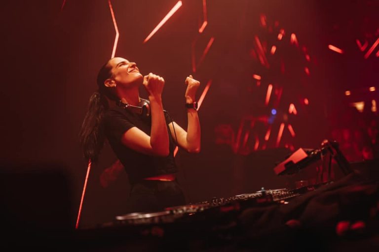 Lilly Palmer lança Hare Ram em parceria com Armada Music e Kontor Records